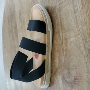 Steve Madden Girl Movve Fabr Sandals (Listing available until May 15, 2022)